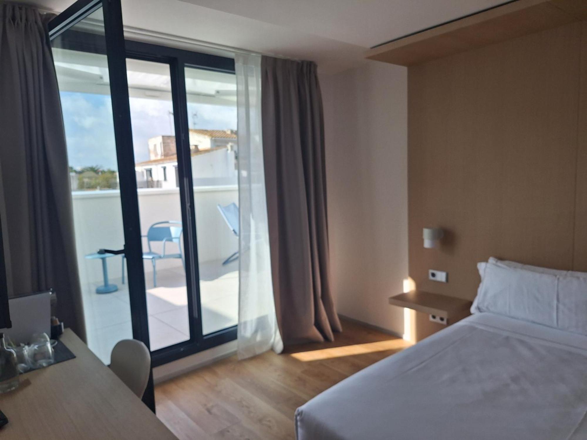 Alenti Sitges Hotel Exteriör bild